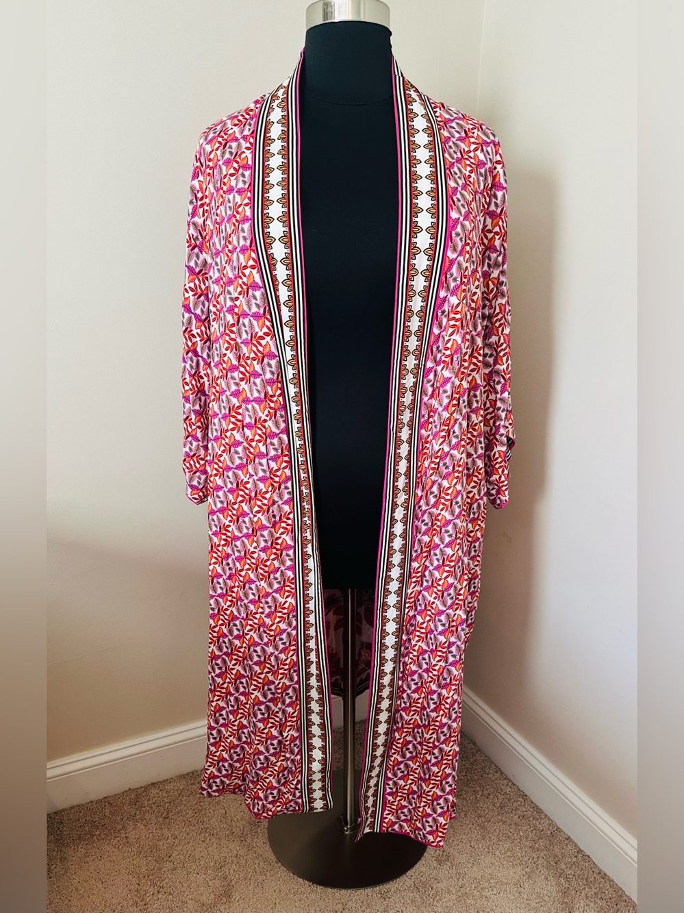 OSFM 2 sided Floral Kimono Robe - Cover-Up - Picture 6 of 8